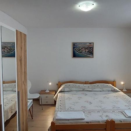 Room Eta Đảo Đảo Cres Ngoại thất bức ảnh