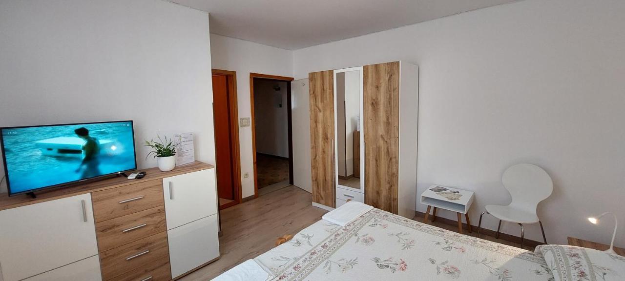 Room Eta Đảo Đảo Cres Ngoại thất bức ảnh